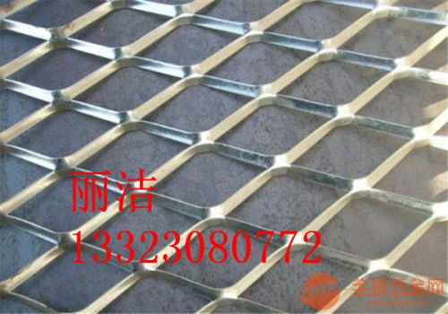 成都鋼板護(hù)欄網(wǎng)廠家 成都鋼板護(hù)欄網(wǎng)產(chǎn)品制作